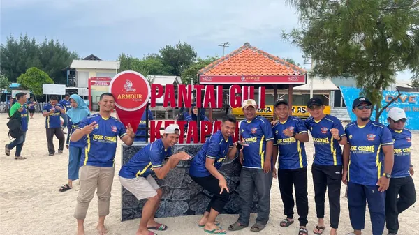 Petualangan bawah laut: Snorkeling menikmati keindahan terumbu karang dan ikan hias yang terjaga