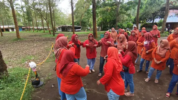 River Crossing: Keseruan saat armada Jeep menerjang aliran sungai Coban Talun
