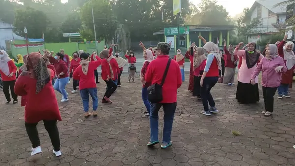 Siswa mempelajari sejarah kereta api dan perjuangan bangsa di museum Lawang Sewu